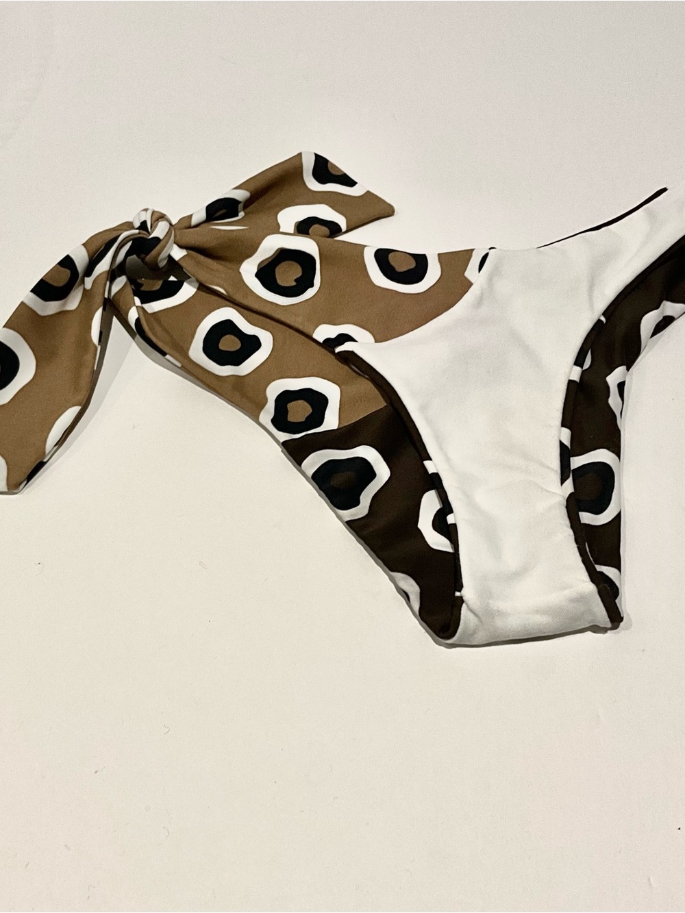 AGUA DE COCO ANIMAL PRINT HALTER BIKINI. - Picture 10 of 11